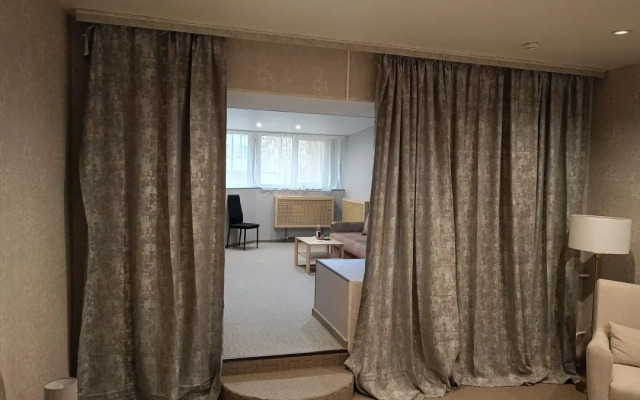 Отель Александровский парк-отель