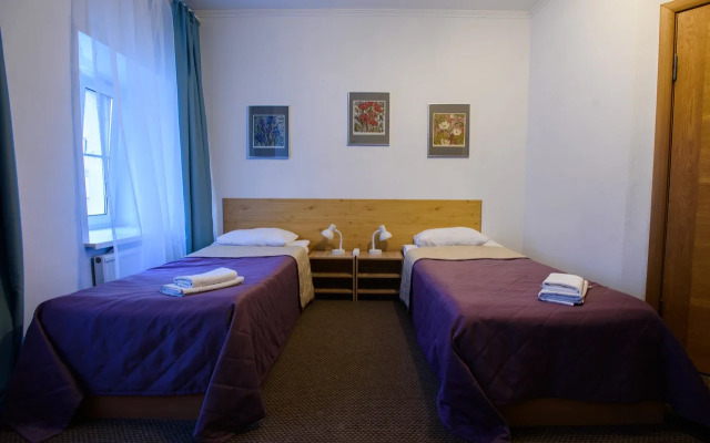 Pushkinskaya 8 Living quarters