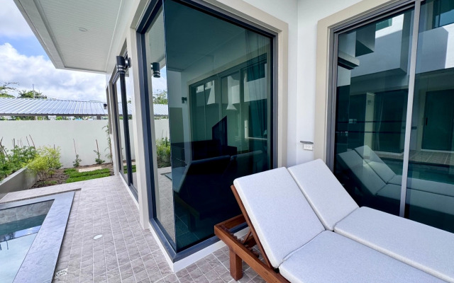 Bay Sand Jai Phuket Guest house