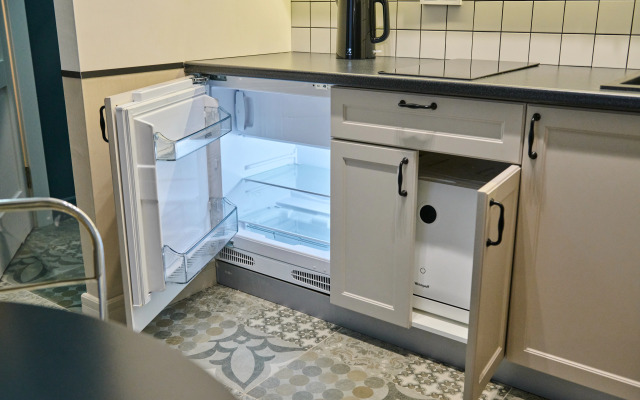 Studiya Ryadom S Metro Flat