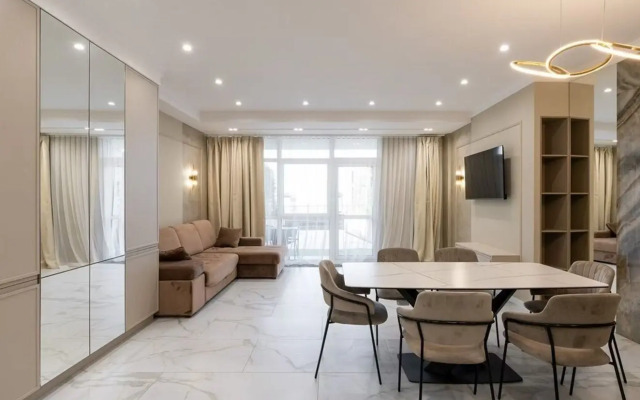 Квартира с теpрaсой и двумя спaльнями - Лазурный берег 2