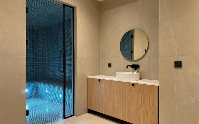 Design Hotel & Private Spa – Tbilisi Edition Hotel