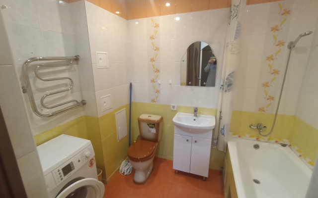 Na Ulitse Mira 15b Flat