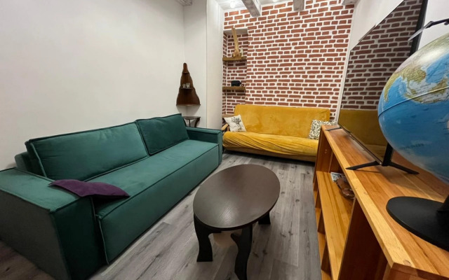 Апартаменты Логово Румс Шестикомнатные