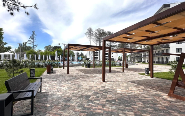 Du Soleil S Terrasoy I Vidom Na Basseyn Apartments