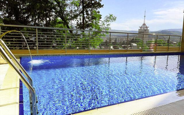 Residence Plaza Hotel