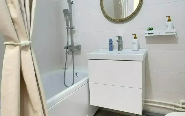 River View Apartments