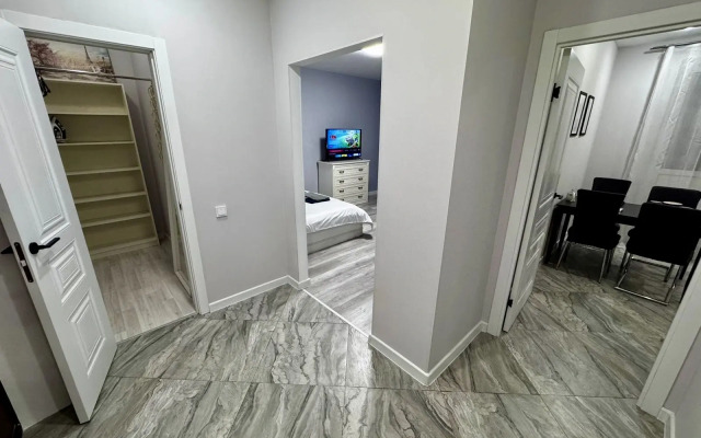 Uyutnaya na Prospekte Vernadskogo Apartment