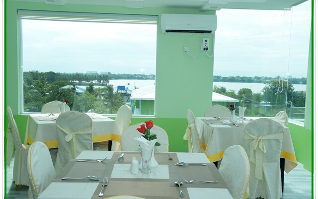 Bella Hotel