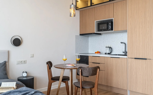 Studiya metro Gorki Flat