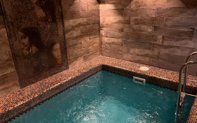 Bogema. Dom s saunoy, khammam i basseynom Private house