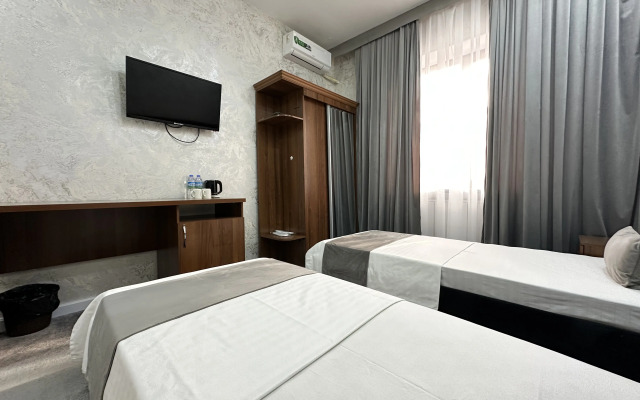 Hotel Grand Zamin Hotel