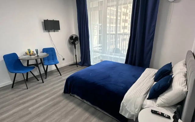 Апартаменты стильная студия у метро Большевиков