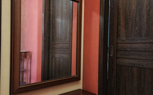 V Zhk Merkato s Basseynom Flat