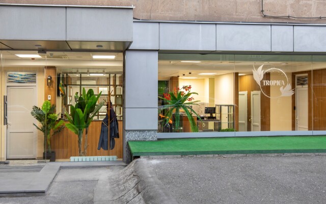 Tropica Inn Hostel