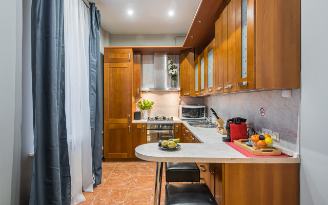 GM Jelitnaja chetverka na Arbate Apartments