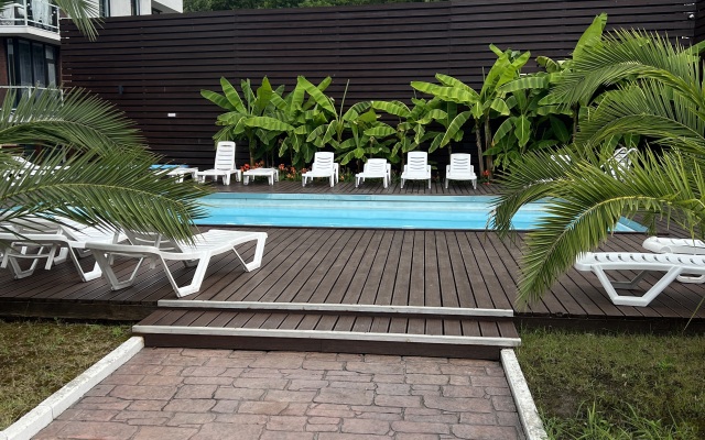 Green Palace Apartments