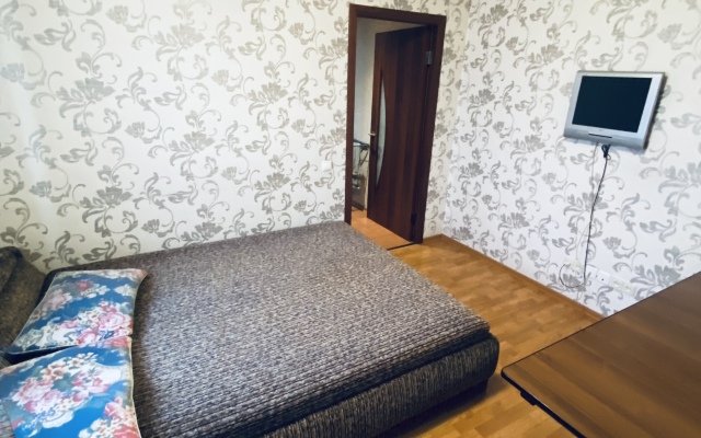 Dvuhkomnatnaya na Narodnogo Opolcheniya flat