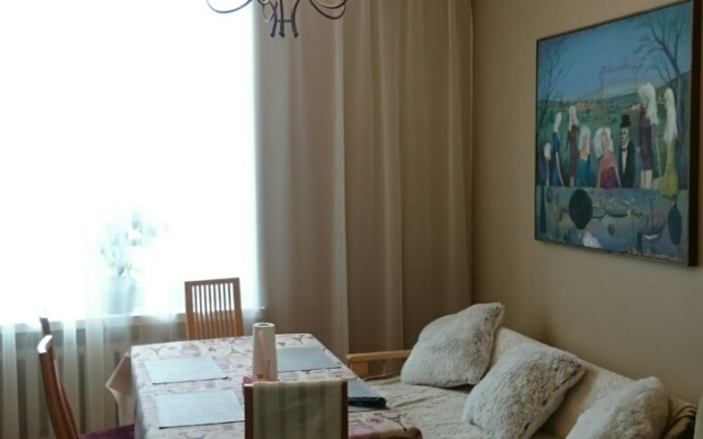 Na Komsomolskoy Apartments