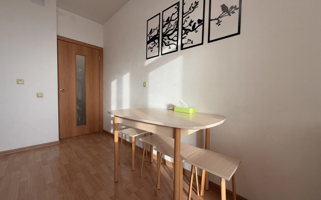 Na Tsiolkovskogo 57 Flat