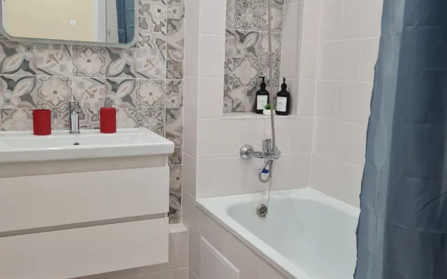 2-Kh Komnatniye white-House Na Spartakovskoy 14 Apartments
