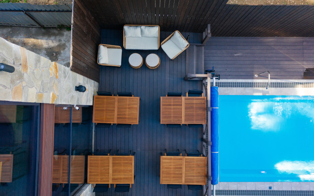 Tash Maral Hotel