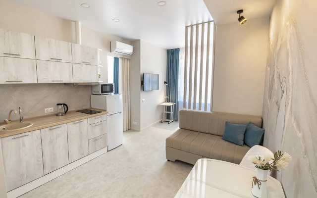 Апартаменты возле Театра и моста, недалеко от центра. Брянская 18.