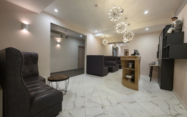 Surozhskiy Boutique Hotel