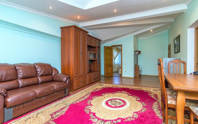 U Bocharova Ruchya Hotel