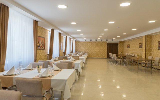 Отель  Баку