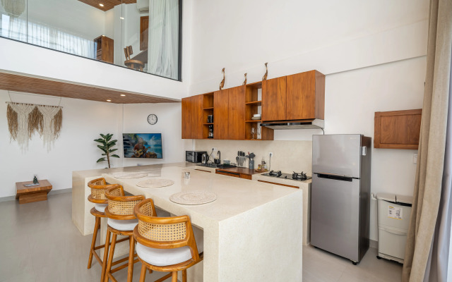 Novaya Villa u Plyazha, Bolshoy Basseyn, 2 Spalni, Villa