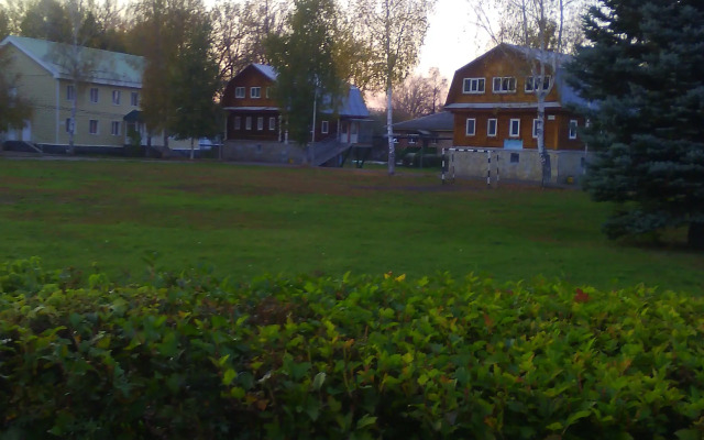 Cheremushki Hotel