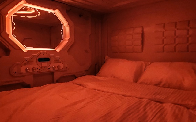 Capsula Hotel Hostel