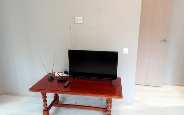 Komfort I Tishina Apartments