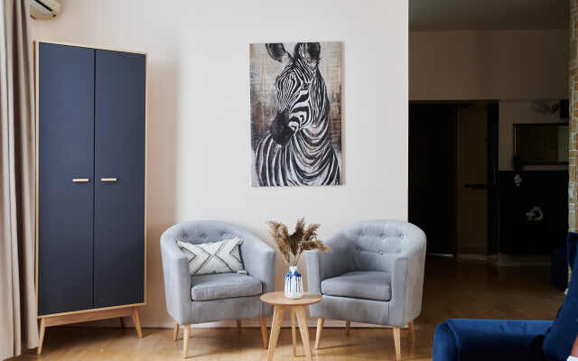 Квартира GM Apartments Модная Трехкомнатная на Патриарших