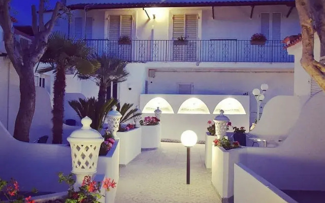 Hotel Junior Village Vacanze&Relax