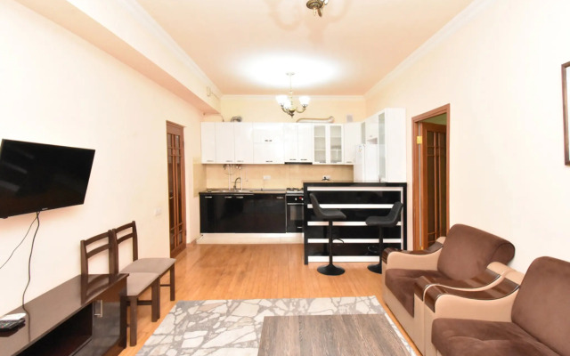 3-K v Novostroyke, Ulitsa Argishti, Gl933 Flat