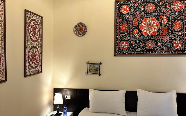 Al Bukhari Hotel Guest house