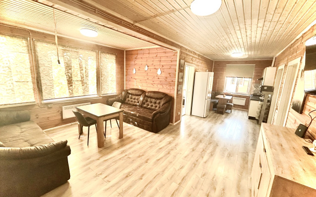 Kottedzh Mezhdurechye Private house