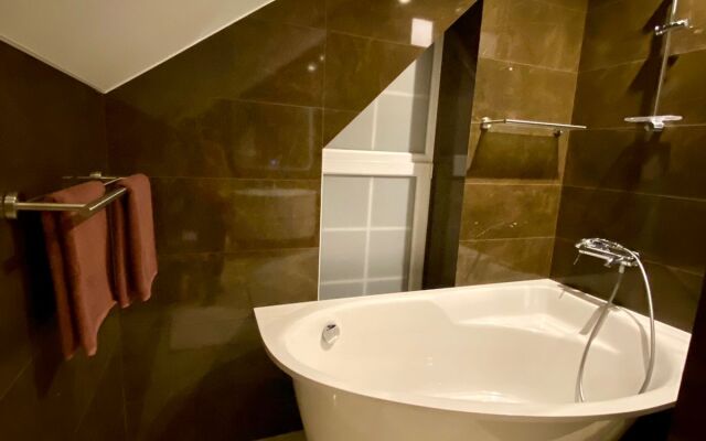 Dlya Vsey Semyi S Zonoy Spa Private House