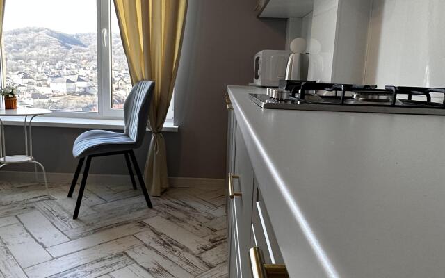 Nalchik Ulitsa Atazhukina 2a Flat