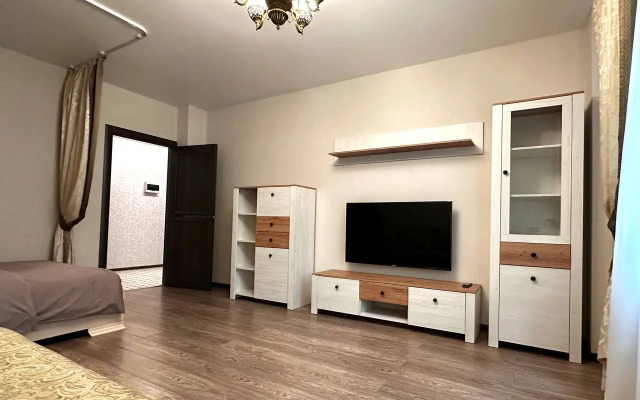 Tikhaya Kvartira S Vidom Na Les Flat