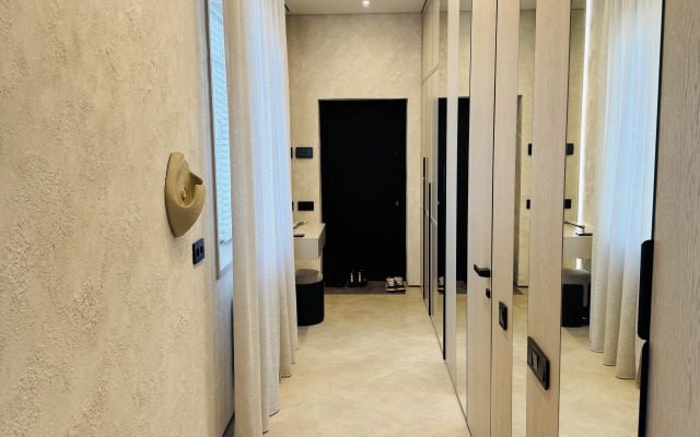 V Rybnoy Derevne Flat