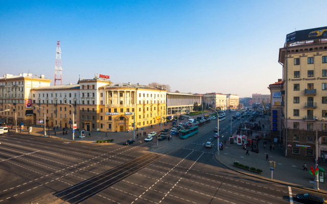 Na Ploschadi Pobedy Apartments