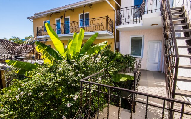 Natali Guest House