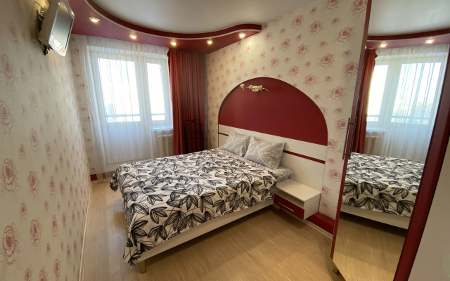 Квартира на Перевалке