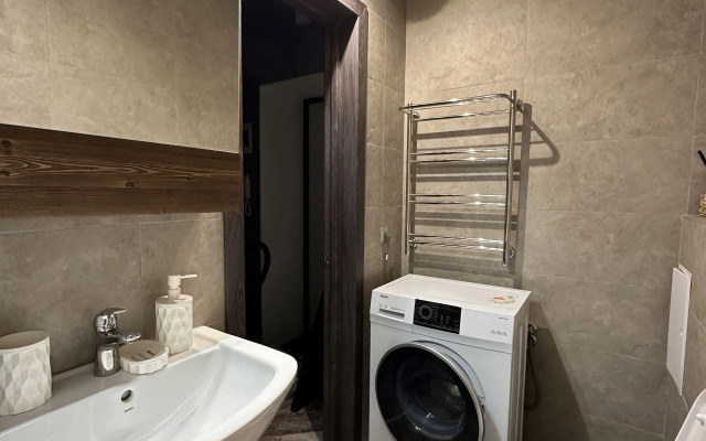 AmberHous Flat