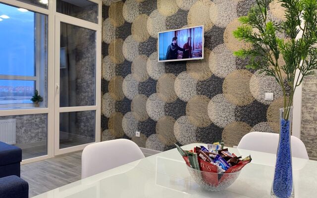 Na Ulitse Aleksandra Polina 1 Apartments