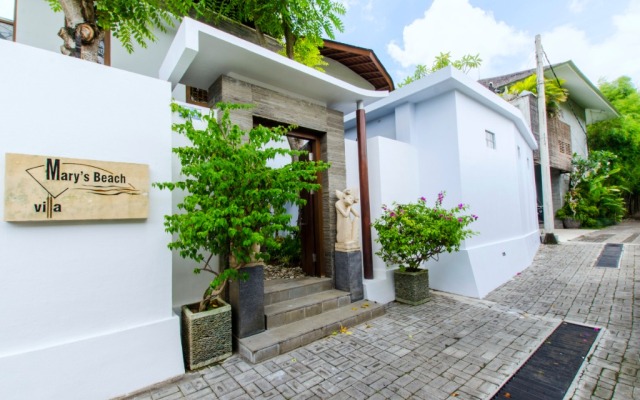 Wonderful 4BR villa 50 meters to the beach Canggu