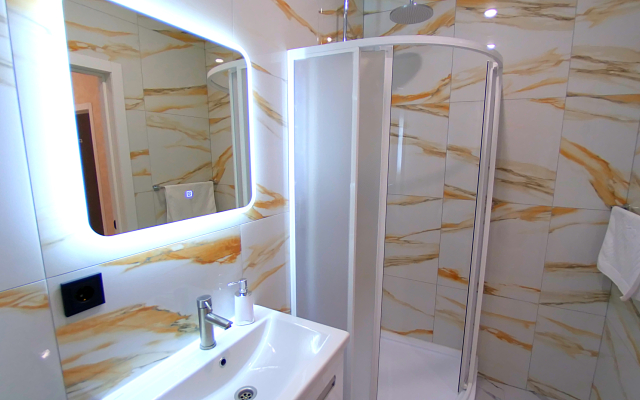 Апартаменты 5 на 2ой Лежневской Улице 18